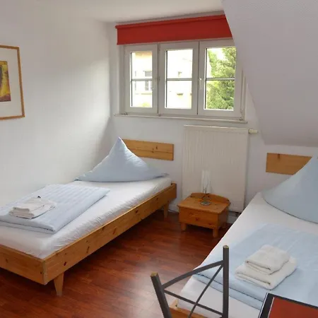 Bloo Tomato Gasthof 3*